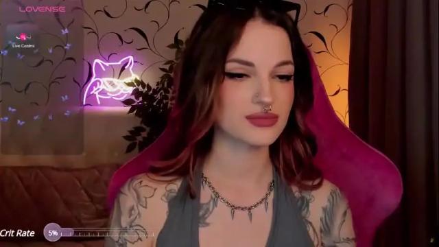 Image 12 of bratziedarsie Stream on Chaturbate on 27 days ago