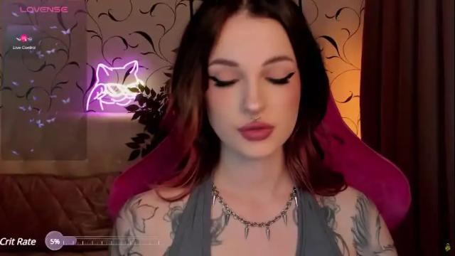 Image 4 of bratziedarsie Stream on Chaturbate on 27 days ago