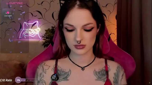Image 6 of bratziedarsie Stream on Chaturbate on 25 days ago