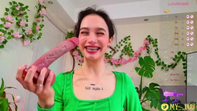 Image 2 of breeding_material Stream on Chaturbate on 1 month ago