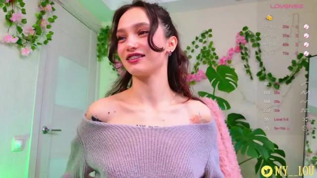Image 2 of breeding_material Stream on Chaturbate on 13 days ago