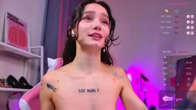 Image 12 of breeding_material Stream on Chaturbate on 1 month ago