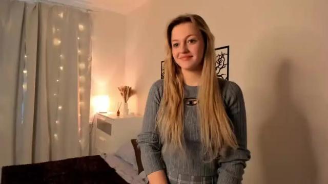 Image 3 of breegranger Stream on Chaturbate on 19 months ago