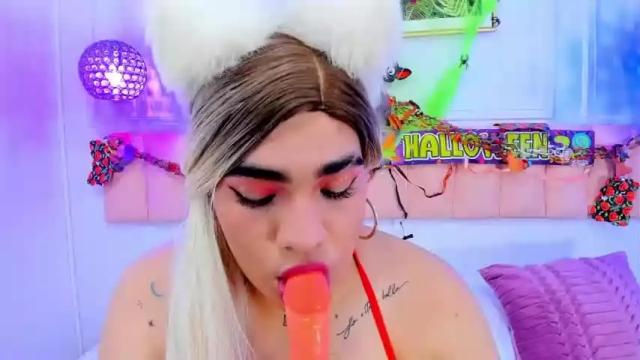 Image 10 of brenda_lacroix Stream on Chaturbate on 18 months ago