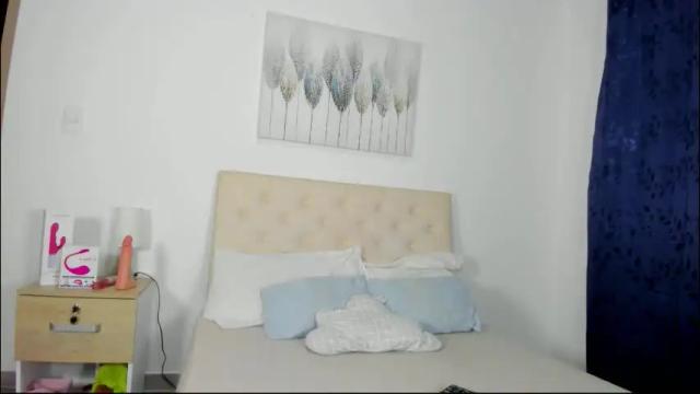Image 2 of brenda_x_x Stream on Chaturbate on 1 month ago