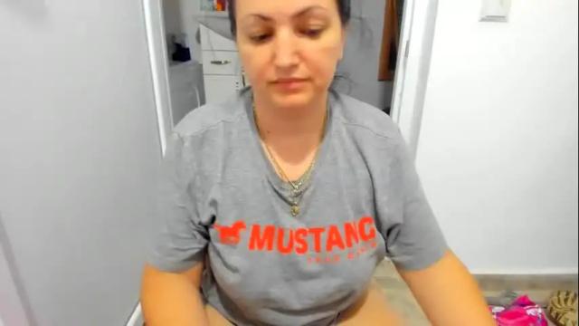 Image 8 of brendawilddd Stream on Chaturbate on 2 months ago
