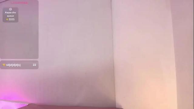 Image 2 of brendda_tay Stream on Chaturbate on 1 month ago