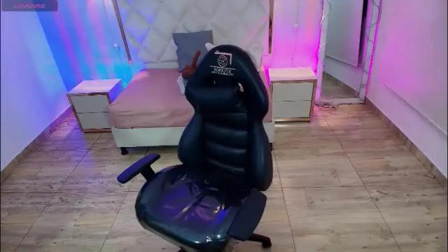 Image 3 of brendda_tay Stream on Chaturbate on 1 month ago