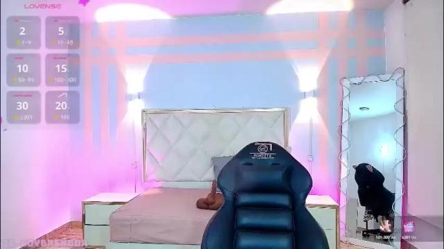 Image 7 of brendda_tay Stream on Chaturbate on 1 month ago
