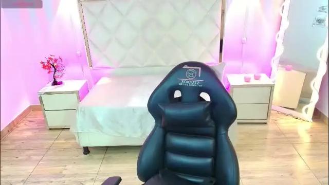 Image 3 of brendda_tay Stream on Chaturbate on 11 days ago