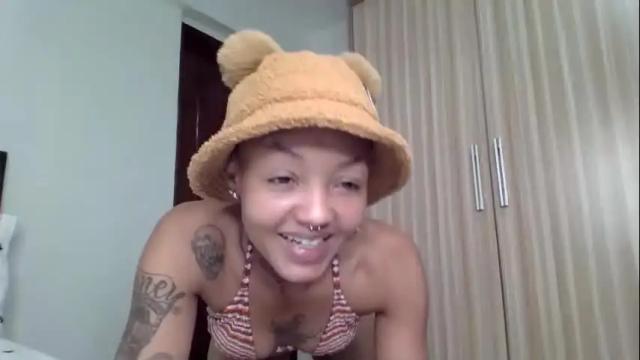 Image 2 of brennan007 Stream on Chaturbate on 7 months ago