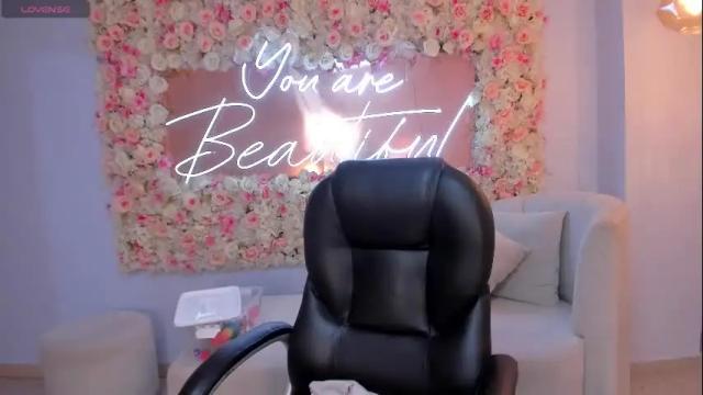 Image 6 of brennawalker Stream on Chaturbate on 1 month ago