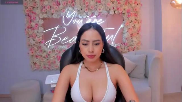 Image 8 of brennawalker Stream on Chaturbate on 1 month ago