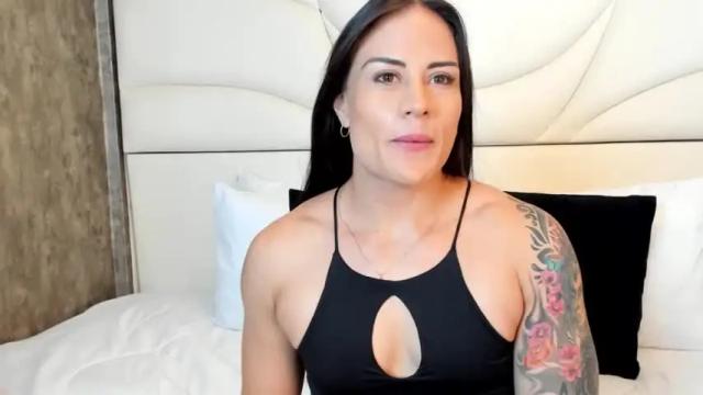Image 4 of brenndacastillo Stream on Chaturbate on 13 months ago
