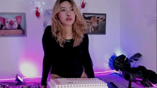 Image 11 of bri_cullen Stream on Chaturbate on 5 months ago