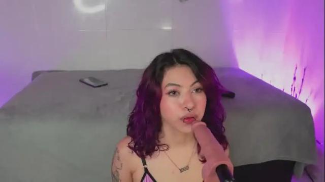 Image 6 of bri_cullen Stream on Chaturbate on 23 days ago