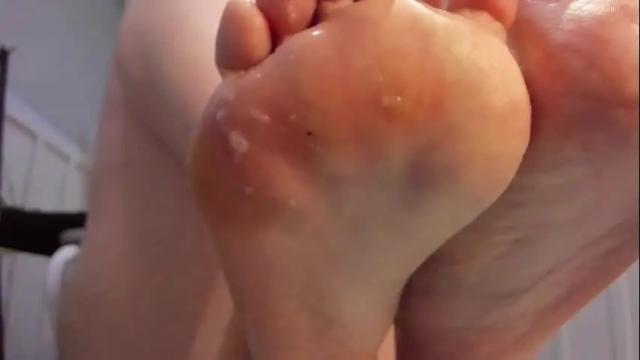 Image 3 of bri_von_dhara Stream on Chaturbate on 4 days ago