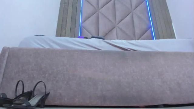 Image 3 of briaconner_ Stream on Chaturbate on 15 days ago