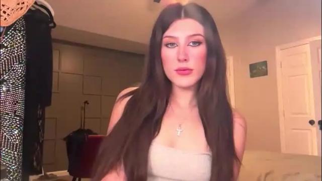 Image 10 of briadominick Stream on Chaturbate on 3 months ago