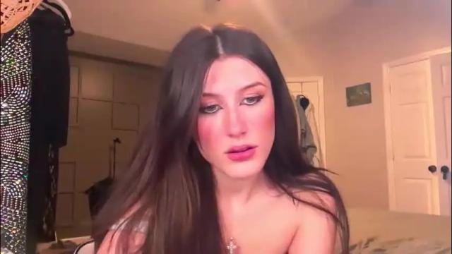 Image 12 of briadominick Stream on Chaturbate on 3 months ago