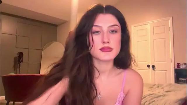 Image 11 of briadominick Stream on Chaturbate on 2 months ago