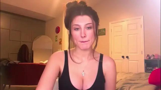 Image 12 of briadominick Stream on Chaturbate on 23 days ago