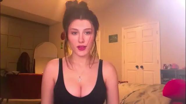 Image 3 of briadominick Stream on Chaturbate on 23 days ago