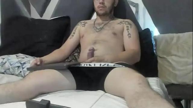 Image 4 of brian_chiki Stream on Chaturbate on 17 days ago