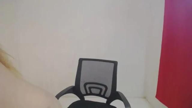 Image 8 of briana_lovexx Stream on Chaturbate on 16 months ago