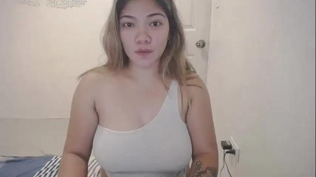 Image 3 of briana_lovexx Stream on Chaturbate on 3 months ago