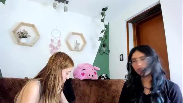 Image 10 of briarandblair Stream on Chaturbate on 1 month ago