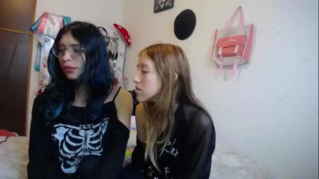 Image 7 of briarandblair Stream on Chaturbate on 1 month ago