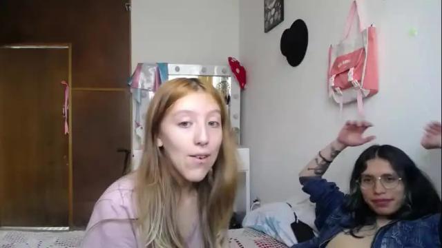 Image 10 of briarandblair Stream on Chaturbate on 1 month ago