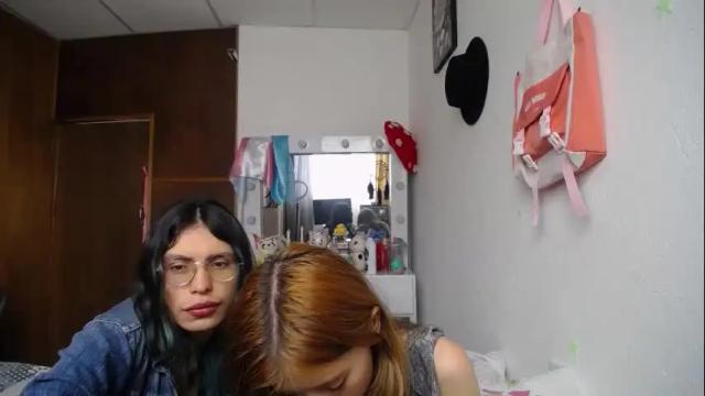 Image 12 of briarandblair Stream on Chaturbate on 28 days ago