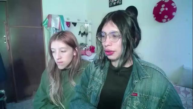 Image 3 of briarandblair Stream on Chaturbate on 13 days ago