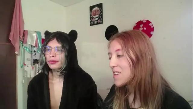 Image 12 of briarandblair Stream on Chaturbate on 9 days ago