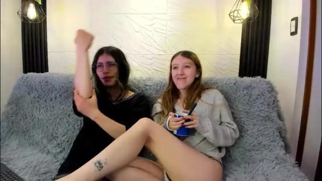 Image 10 of briarandblair Stream on Chaturbate on 2 months ago
