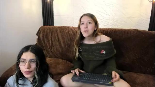 Image 6 of briarandblair Stream on Chaturbate on 2 months ago