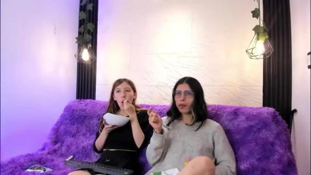 Image 8 of briarandblair Stream on Chaturbate on 2 months ago