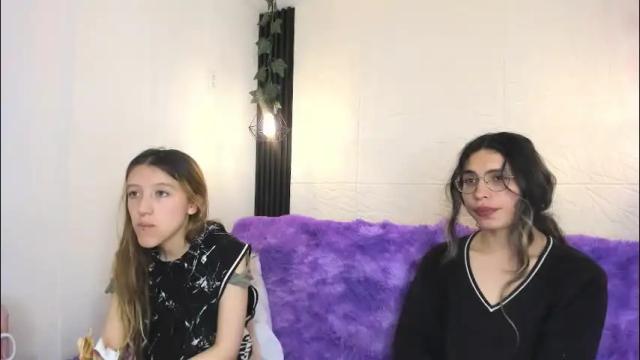 Image 3 of briarandblair Stream on Chaturbate on 1 month ago
