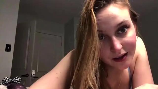 Image 4 of bridgettt_tt Stream on Chaturbate on 16 months ago