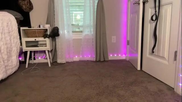 Image 10 of brielledaviss Stream on Chaturbate on 1 month ago