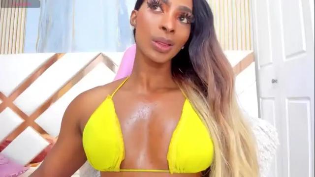 Image 8 of briggittebony Stream on Chaturbate on 9 days ago