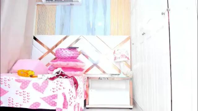 Image 3 of briggittebony Stream on Chaturbate on 1 month ago