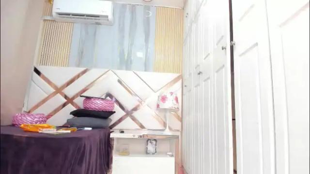 Image 11 of briggittebony Stream on Chaturbate on 2 months ago