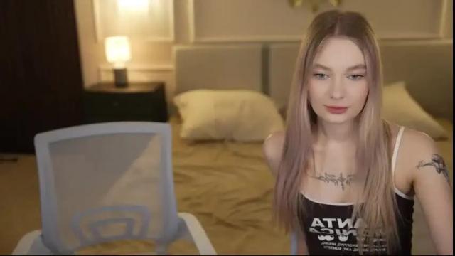 Image 6 of bright_diamonds_054 Stream on Chaturbate on 17 days ago