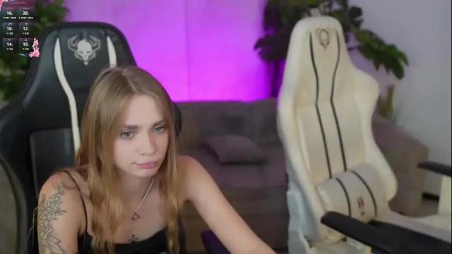 Image 2 of bright_diamonds_054 Stream on Chaturbate on 23 hours ago