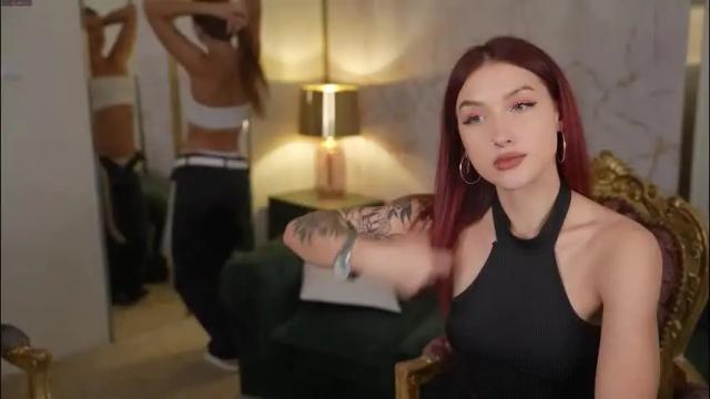 Image 7 of bright_diamonds_054 Stream on Chaturbate on 1 month ago