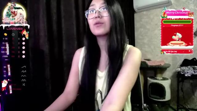 Image 3 of brightssmiles Stream on Chaturbate on 22 months ago