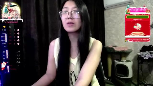 Image 4 of brightssmiles Stream on Chaturbate on 22 months ago